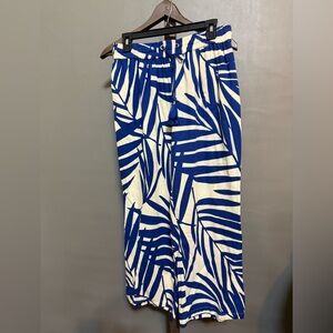 Gemma + Jane Blue, Cream Tropical Capris, Drawstring Elastic Waist front pockets